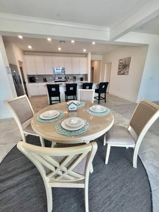 Brand-New, Beautiful & Stylish Home In Sacramento! Exterior foto